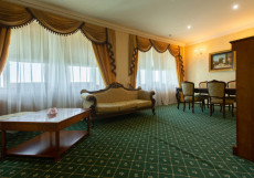 AZIMUT Отель Якутск Люкс Супериор