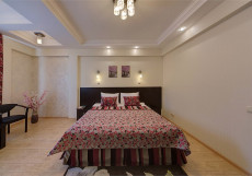 Отель Джунгли - Загородный клуб "Айвенго" (коттеджи посуточно) Люкс (малый) «Сакура»