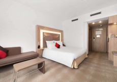 Новотель Аэропорт Шереметьево - Novotel Sheremetyevo Airport Стандартный большая кровать + бесплатный трансфер в / из аэропорта