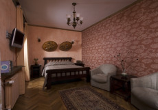 Шале-Отель "Таёжные дачи" Двухместный Сьют c 1 спальней с балконом  двуспальная кровать  25 кв.м  Собственная ванная ко