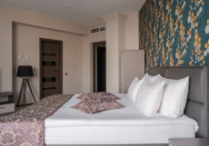 Marins Grand Hotel Астрахань Люкс Студио