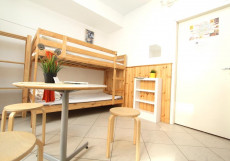 BedAndBike (в центре, м. Сенная площадь) Кровать в общем четырехместном номере для женщин