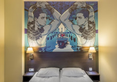 Comfort Hotel LT - Rock 'n' Roll Vilnius (Вокзал) - Стилизованные Номера Улучшенный двухместный номер с 1 кроватью или 2 отдельными кроватями