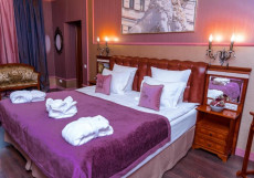 Петръ Отель - Petr-Hotel Двухместный люкс с видом на Адмиралтейство с 2 комнатами двуспальная кровать