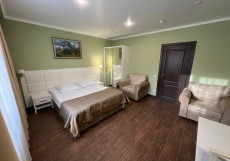 Гостевой дом АльтаРио (с бассейном) Люкс с балконом