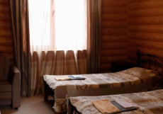 Гостевой дом Рябиновые бусы (Отели с бассейном) ДВУХМЕСТНЫЙ НОМЕР «КОМФОРТ» С 2 ОТДЕЛЬНЫМИ КРОВАТЯМИ