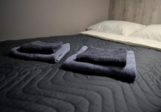 Shelterz Три Вокзала  Двухместный номер Эконом-класса (без окна, верхняя кровать) двуспальная кровать (общая ванная комната)