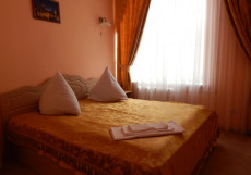 Прометей (в центре, рядом с ж/д вокзалом) Двухместный номер Comfort  двуспальная кровать