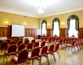 ПЕТРО ПАЛАС ОТЕЛЬ