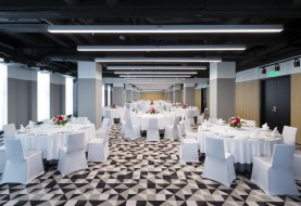 АЗИМУТ ОТЕЛЬ СМОЛЕНСКАЯ (AZIMUT HOTEL SMOLENSKAYA)