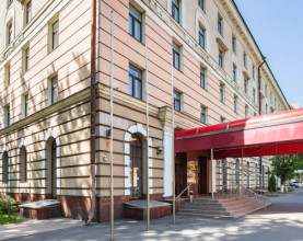 Луна и лотос