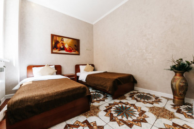 Pogostite.ru - Гостевой Дом Строгановых (в центре) #7