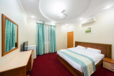 Pogostite.ru - Отель Prestige House Verona (сауна, бассейн) #7