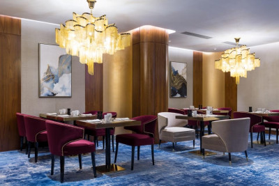 Pogostite.ru - Hilton Astana | Астана | Парковка #8