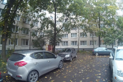 Pogostite.ru - Three Capitals | СПБ | м. Международная | Парковка #1