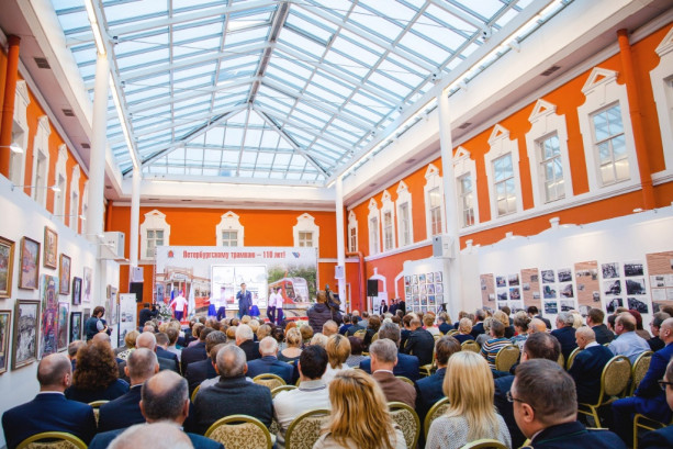 Pogostite.ru - АТРИУМ КОМЕНДАНТСКОГО ДОМА #7